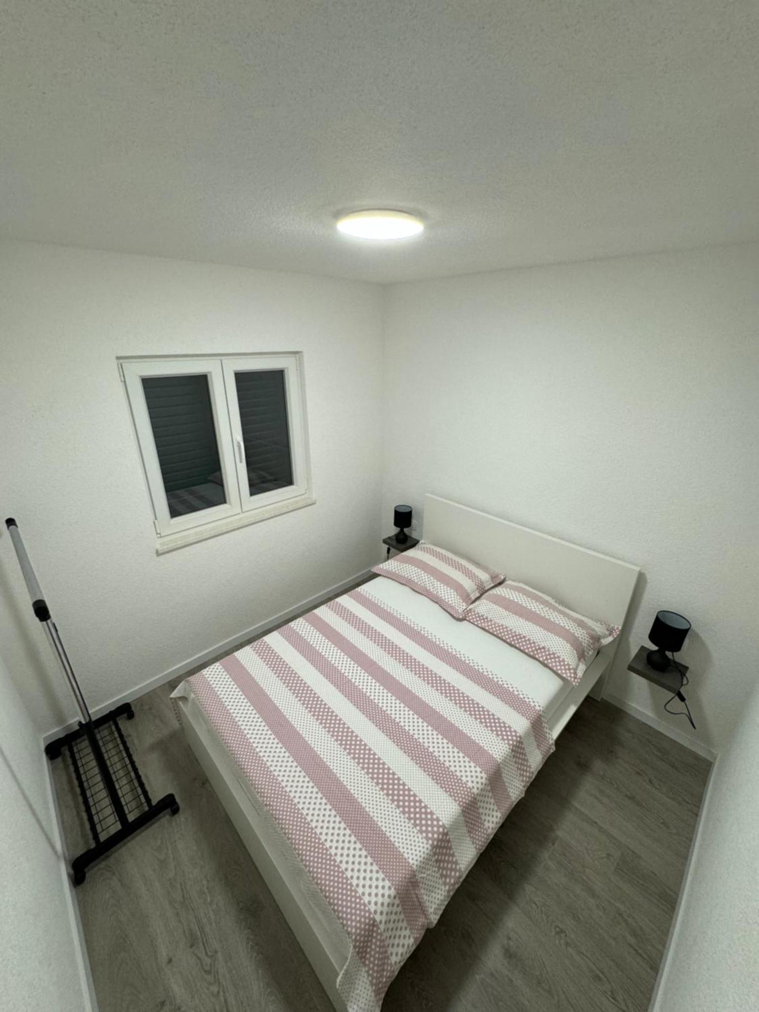 Apartment Koko โรกอซนิซา ภายนอก รูปภาพ