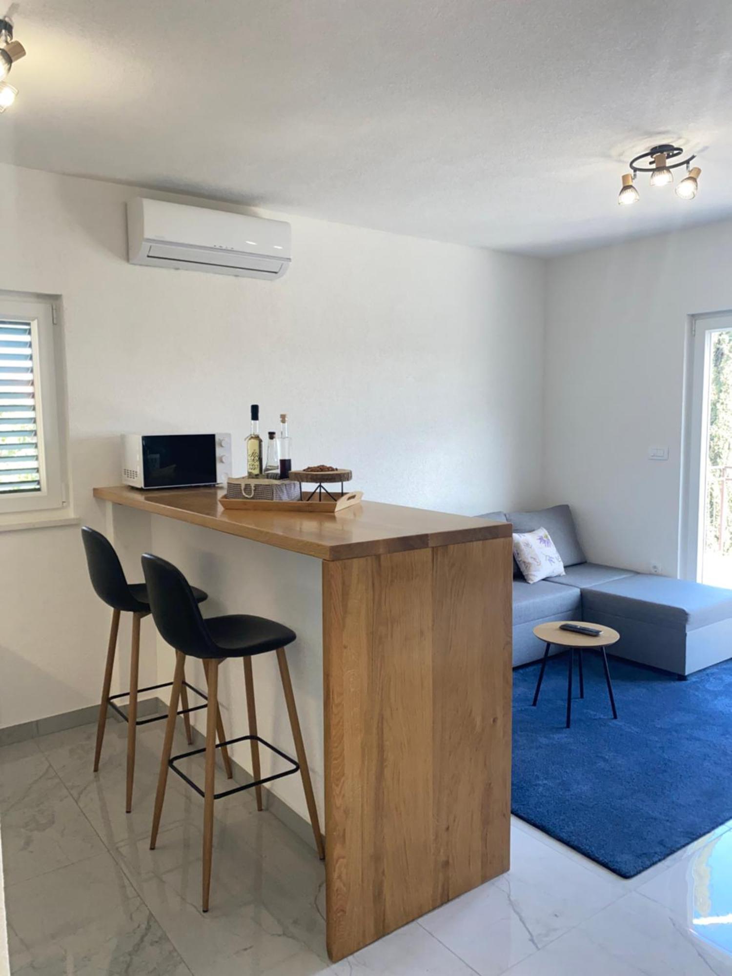 Apartment Koko โรกอซนิซา ภายนอก รูปภาพ